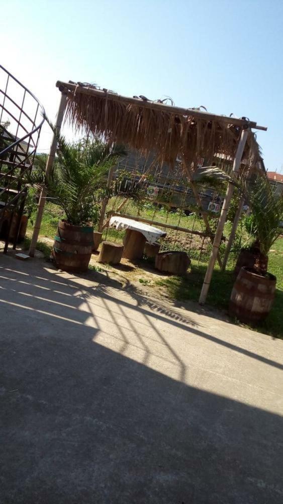 Guesthouse On Topchan 17 New Athos Zewnętrze zdjęcie